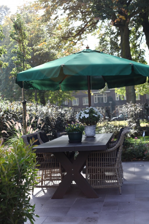 Stijlvolle tuin bij villa in Bergen op Zoom Stijlvolle tuin bij villa in Bergen op Zoom